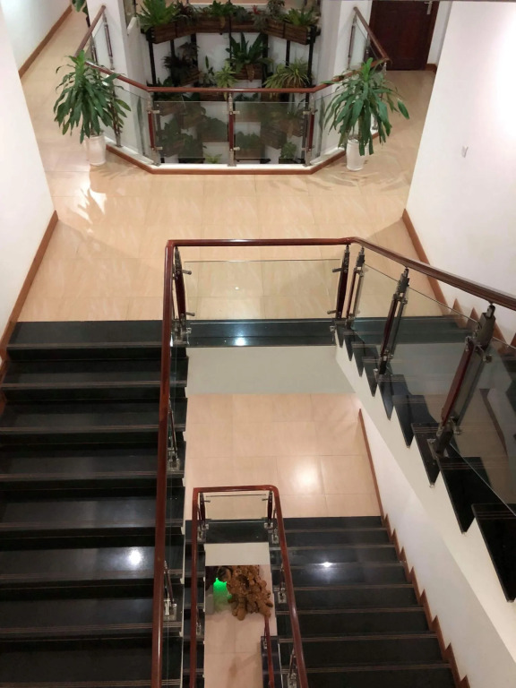KT Apartment