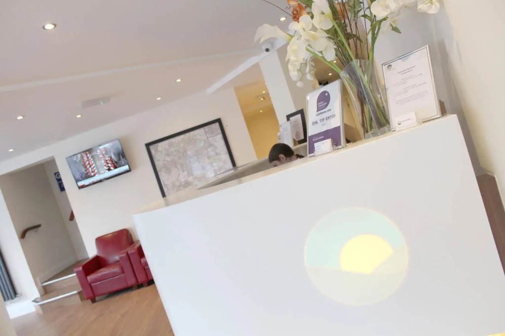 Discovery Inn - Leeds