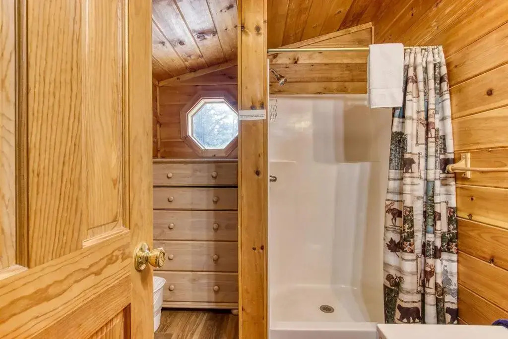 Sugar Bear Lodge