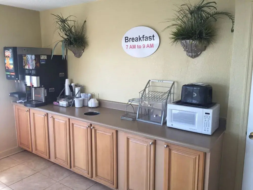 Budget Inn
