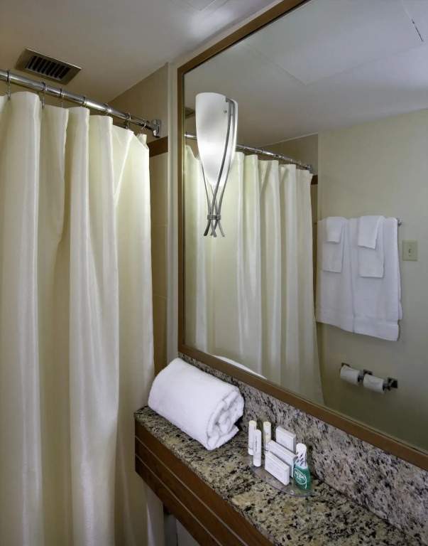 Courtyard by Marriott San Juan Miramar