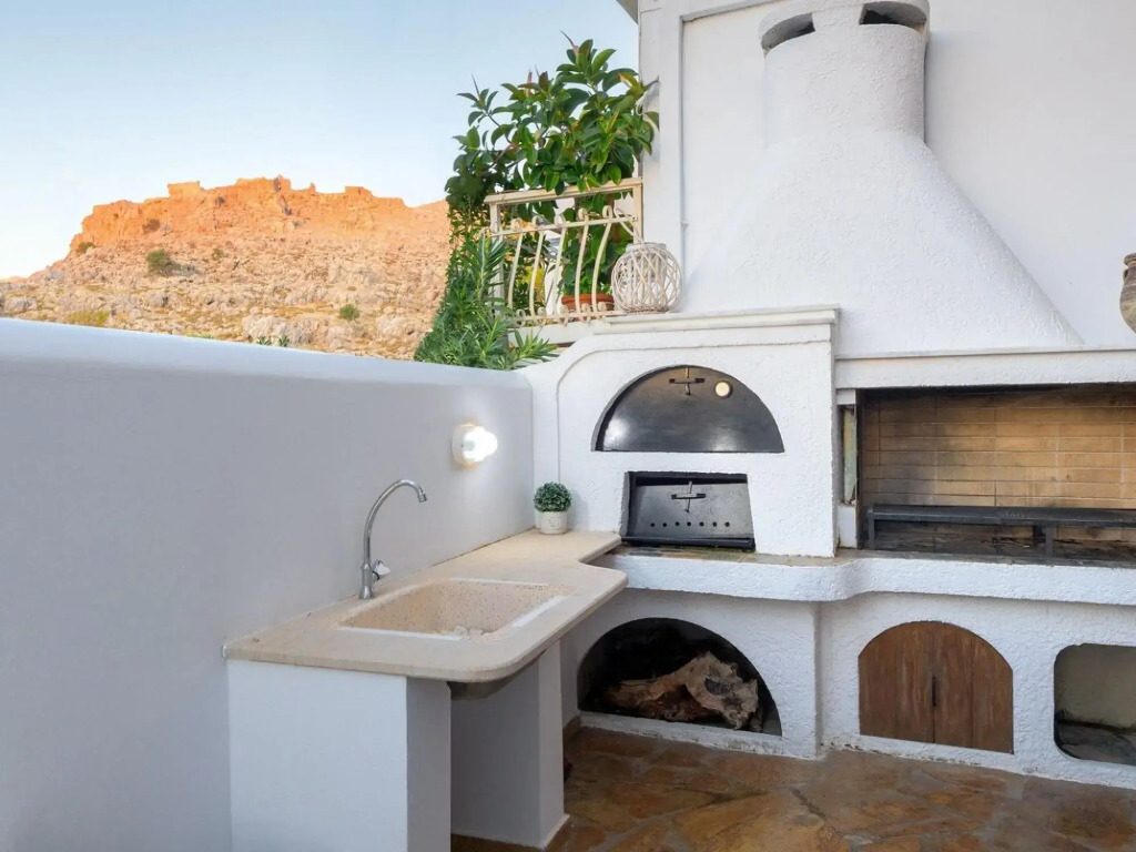 holiday home, Charaki