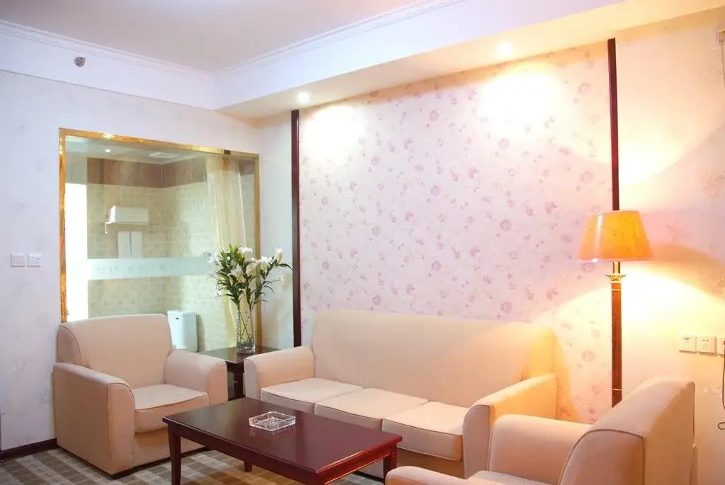 Zhongwei Wanrui Hotel