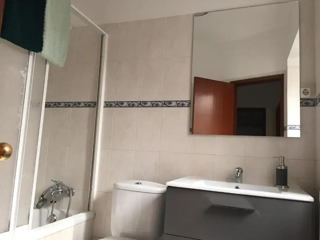 FADO Bairro Alto - SSs Apartments