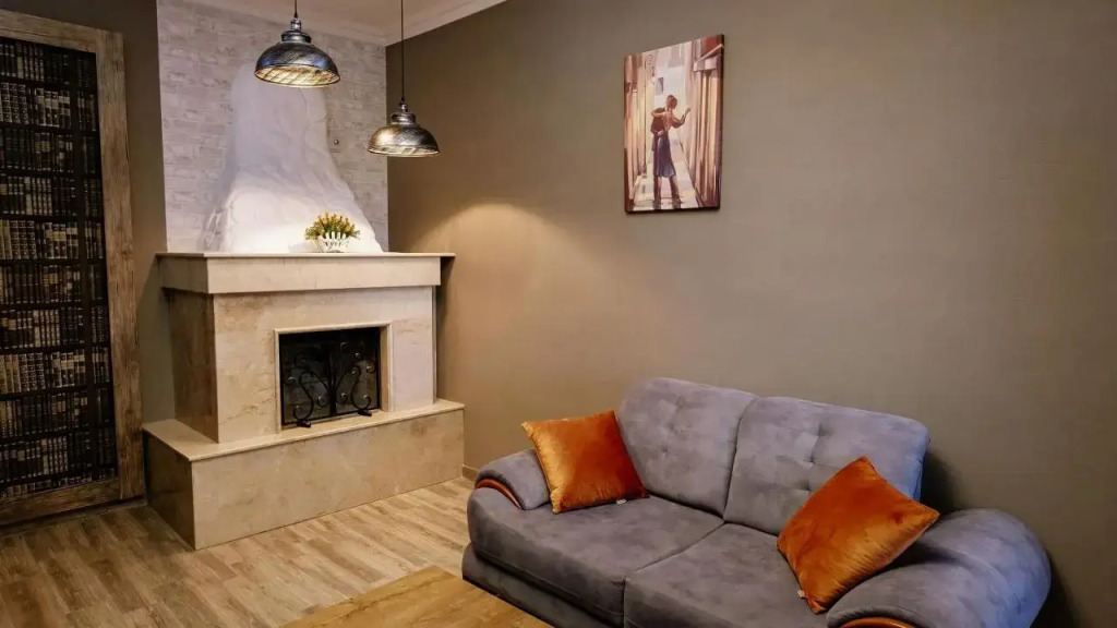 7 Rooms Hotel