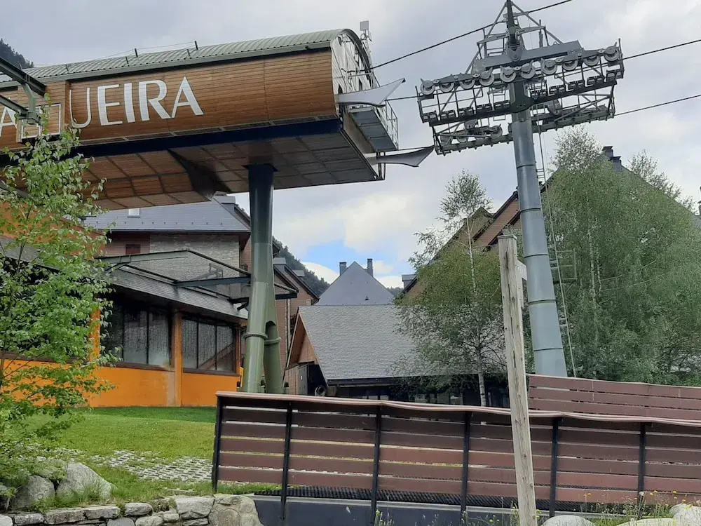 Luderna - Apartamento con Terraza Bonaigua B1 Joanchiquet