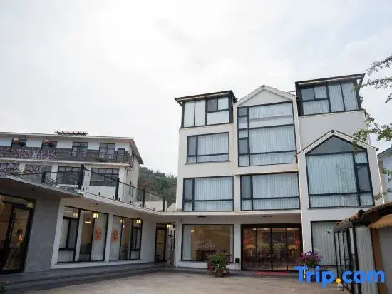 Changxing Silver Corridor Art Residence