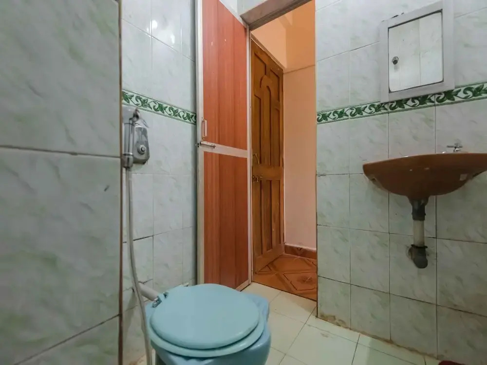 OYO StayOut Baga Party Guest House