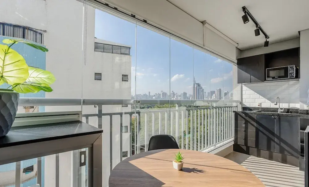 Apt w/ Gourmet Balcony 190m From the Metro Wal0714