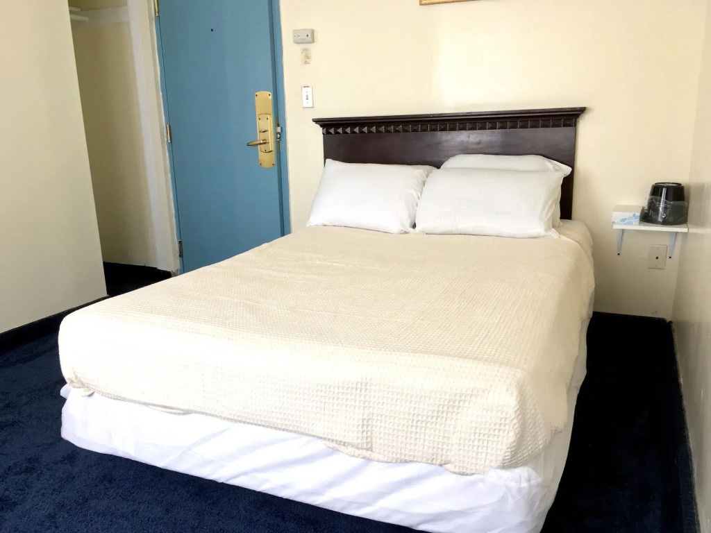 The Belmar Inn
