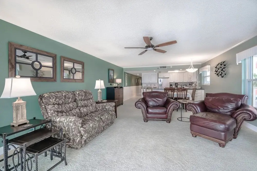 Pointe Condo #201 by Vtrips
