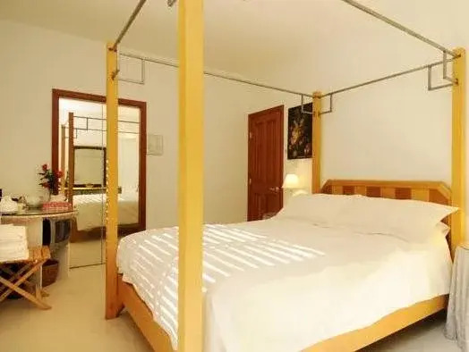 Furry Creek Bed & Breakfast