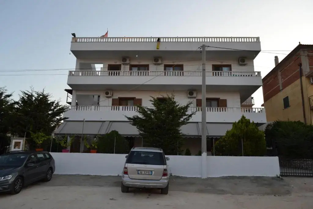 Vila Renato Ksamil