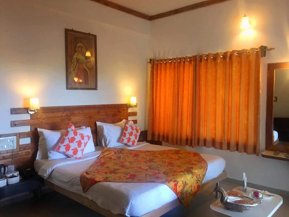 Yash Resort