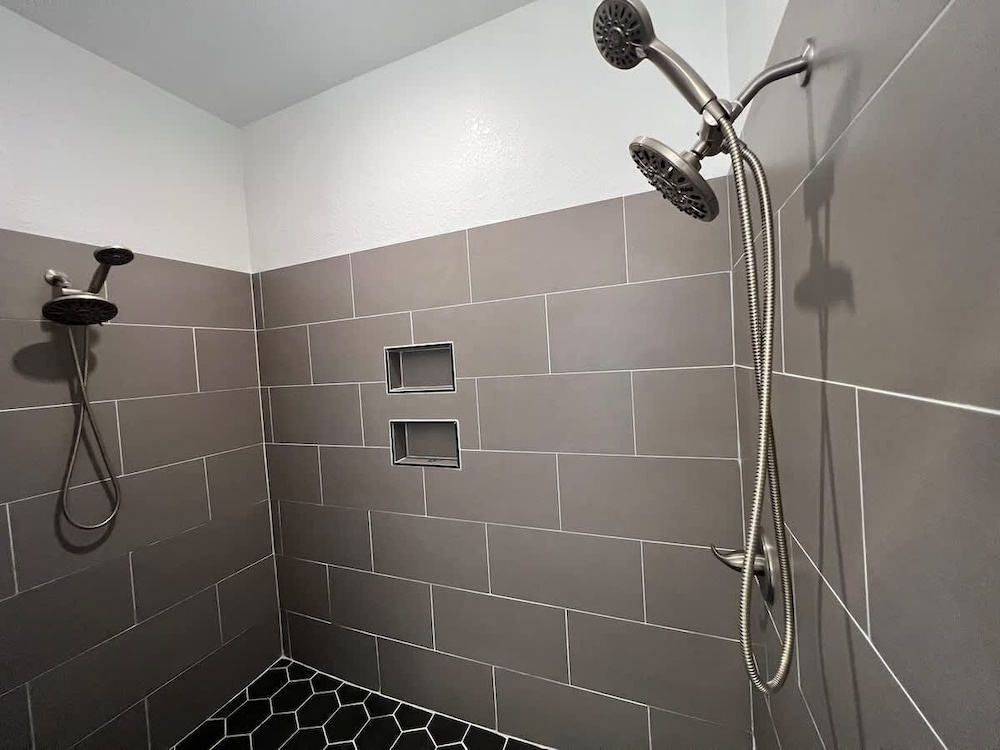 Wildlife Themed Villa 4 Bd Pool Near Disney 4 Bedroom Home