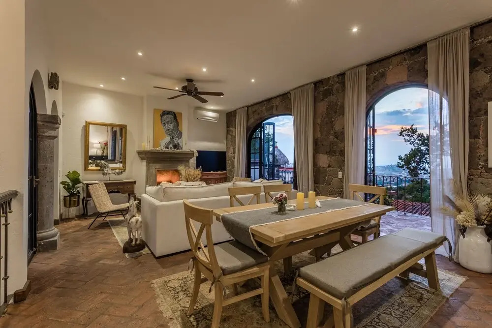 Panoramic Paradise 3BR Overlooking SMA