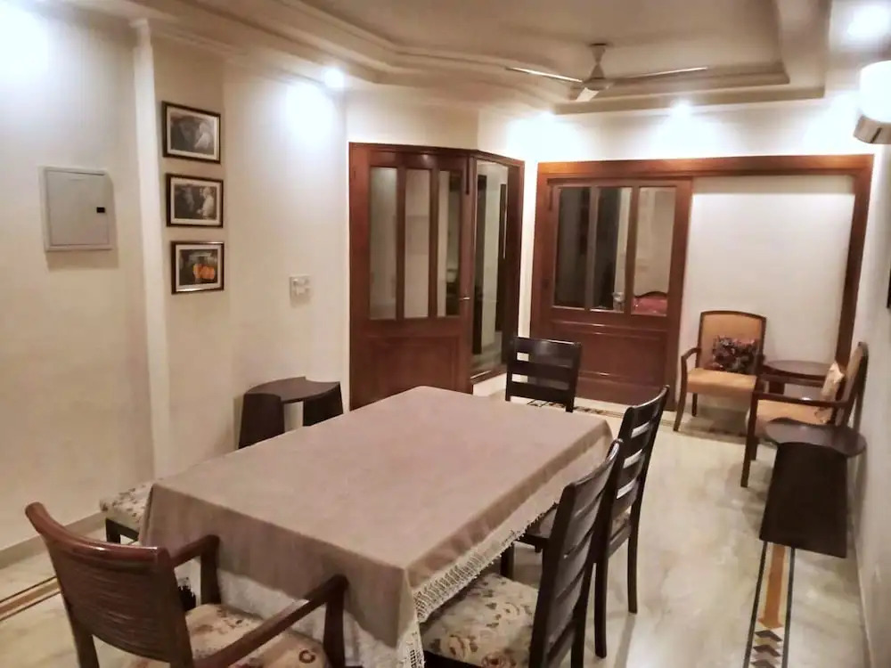Captivating 2-bed Apartment in New Delhi
