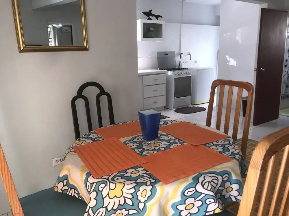 Maxwell Beach Apartment