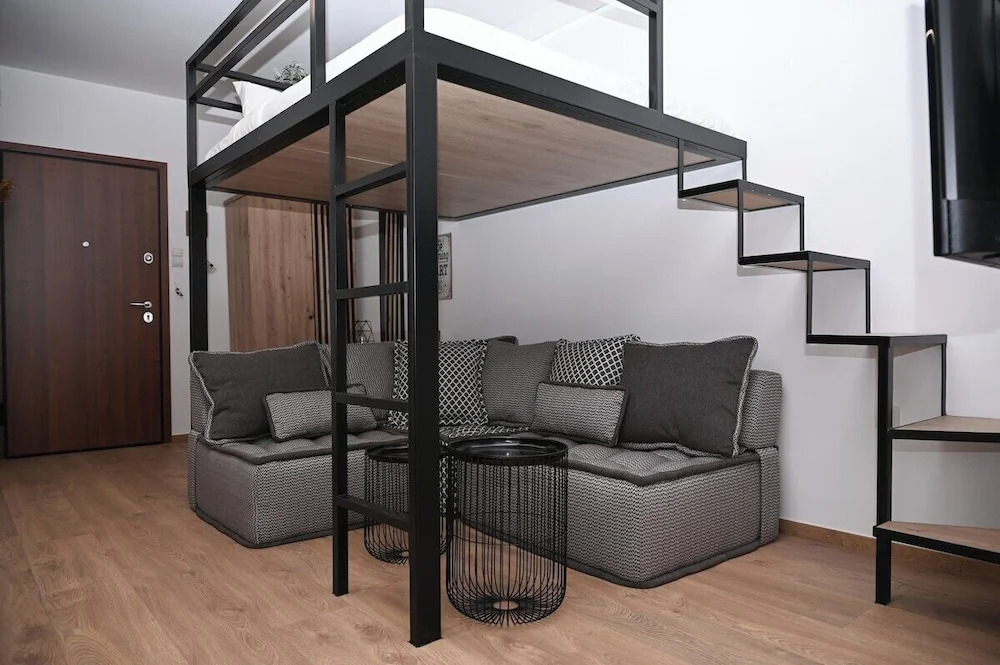 Urban Loft by Neuvel