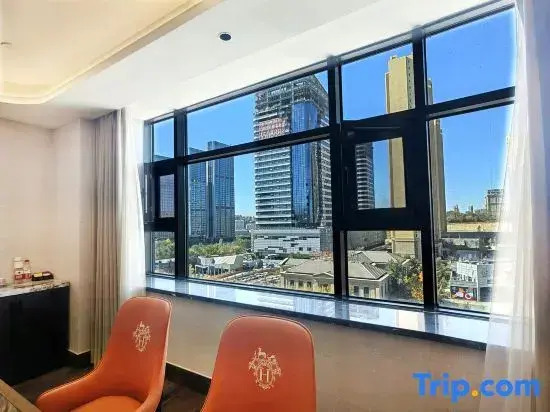 Urumqi Belt and Road Theme Hotel (International Convention and Exhibition Center)
