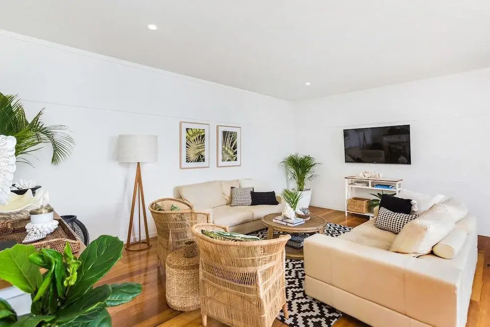 Salt Beach House 22