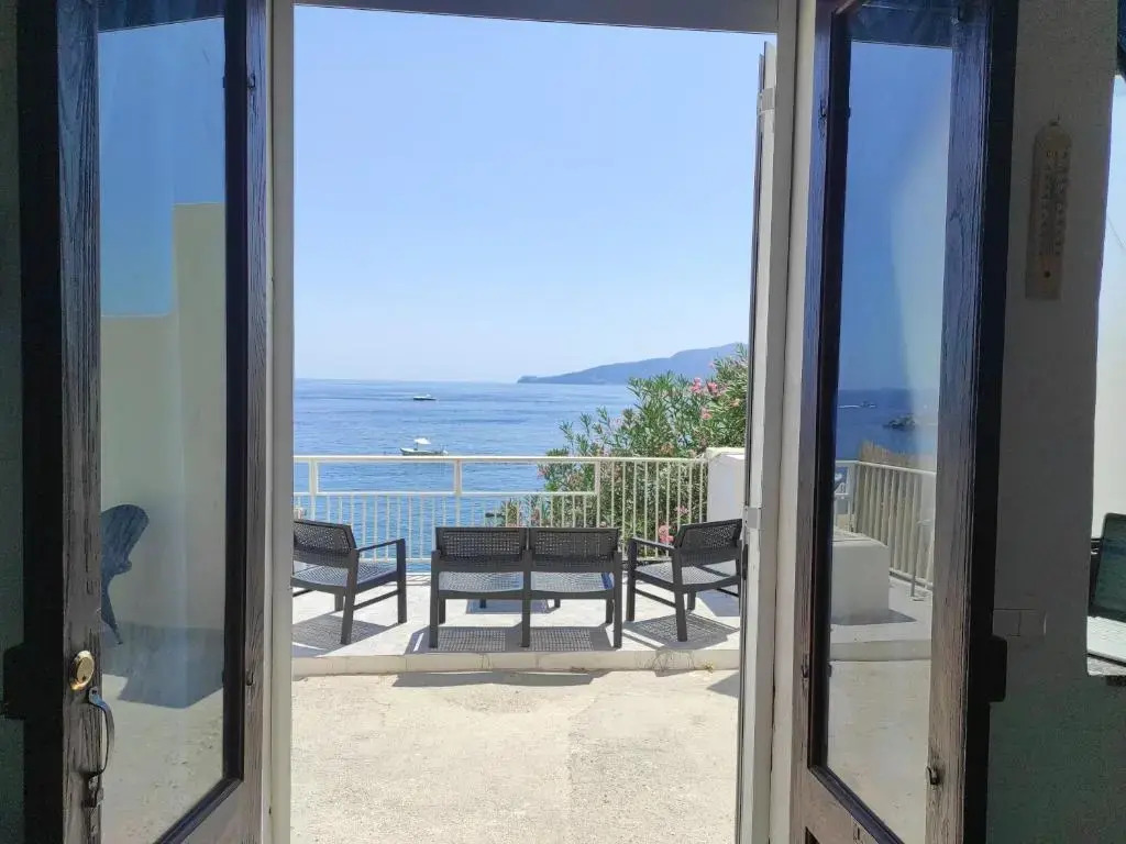 Aeolian Sea House
