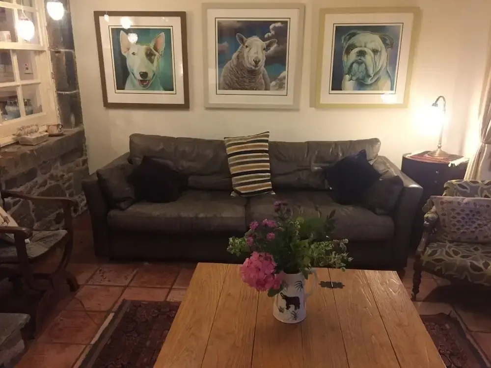 XV Albert Place