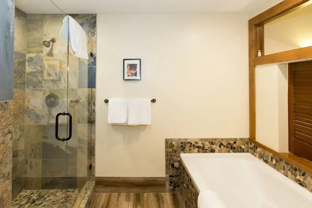 Sundial C105  - 2 Br Condo