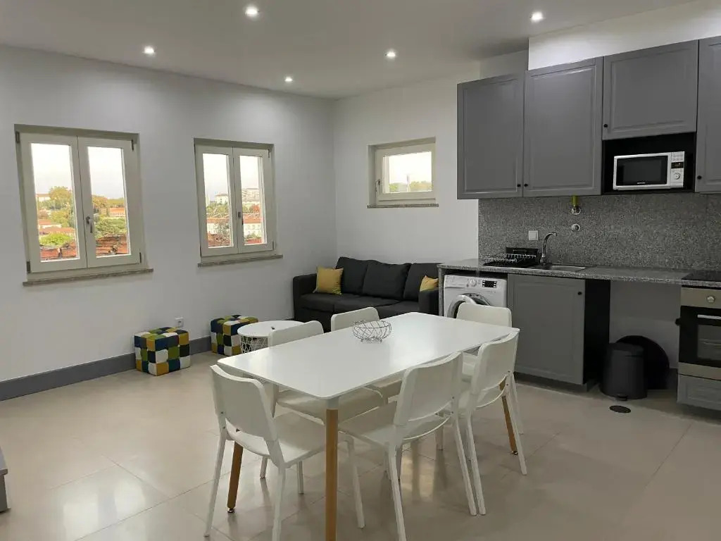 Apartamento, Praça Dom Duarte 8, Viseu, Portugal