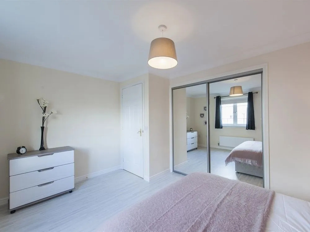 Duloch Apartments KW