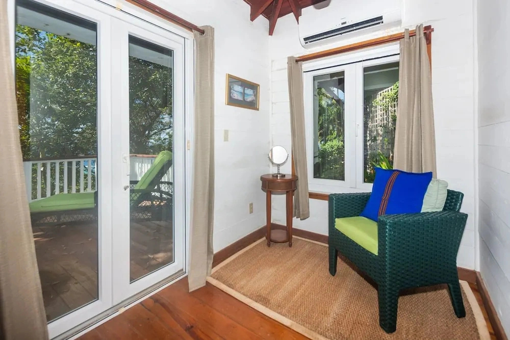Top Ridge Views 2 Bedroom Home
