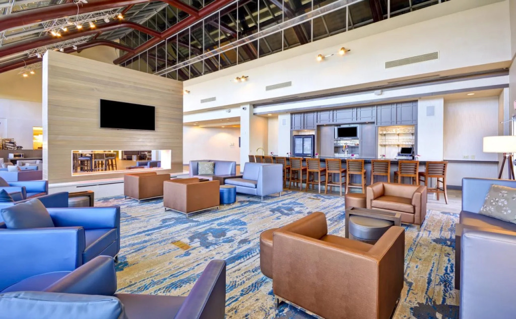 Crowne Plaza Tulsa Hotel Southern Hills