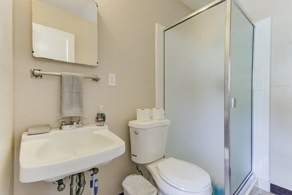 Cozy, Private 1-bedroom in Hayward