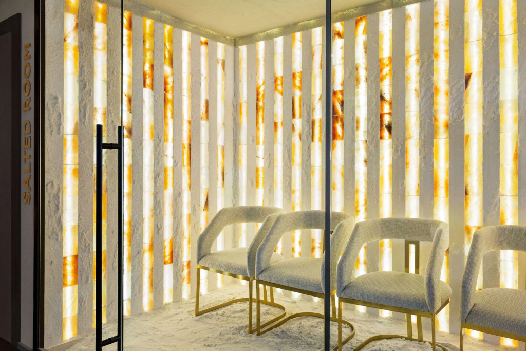 Отель Ramada Plaza By Wyndham Batumi