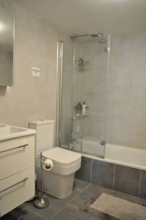 1 Bedroom Flat Near Finsbury Park