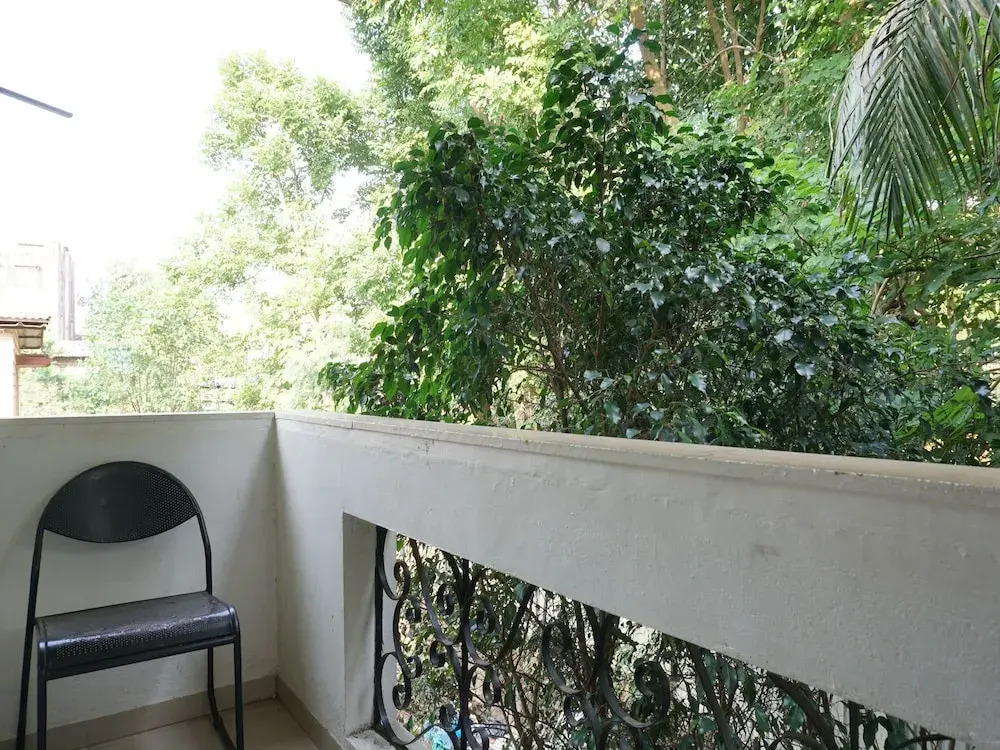 OYO 24986 Flagship Hotel Western Resort