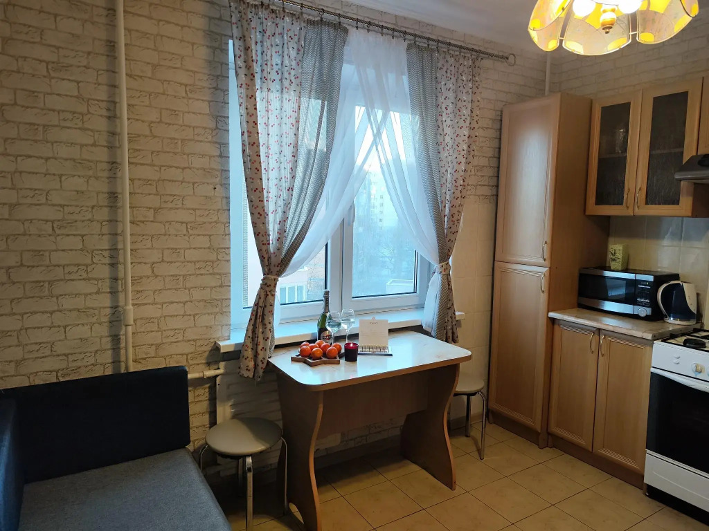 Gosti 39 (Гости 39) на улице Генерала Буткова