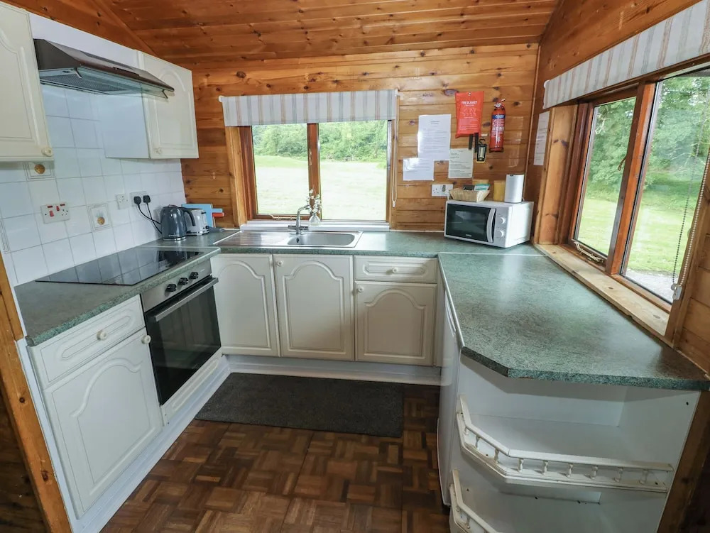 Ash Lodge