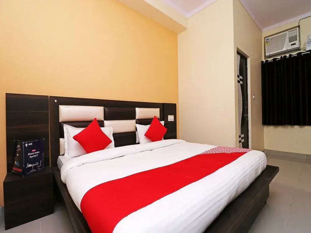 Oyo 16362 Hotel Ashiyana