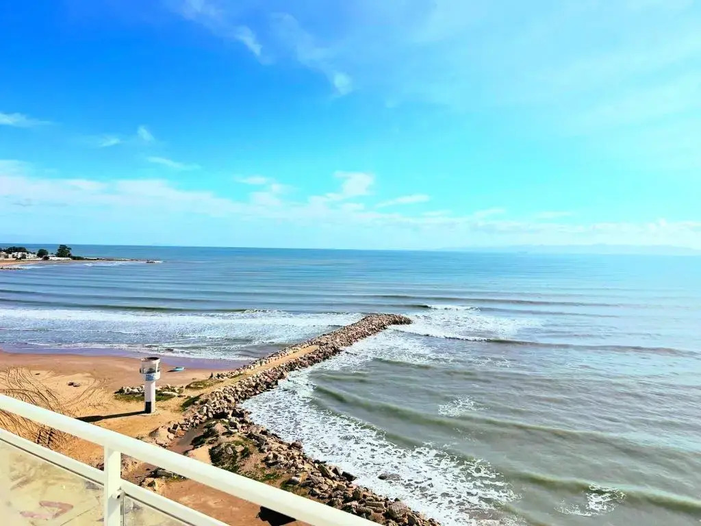The bleu sea
