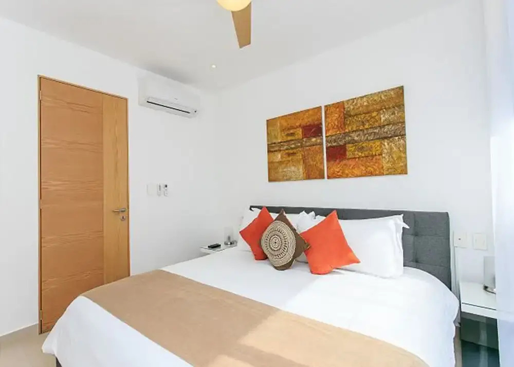 IT Luxury Condo by Tripintravel