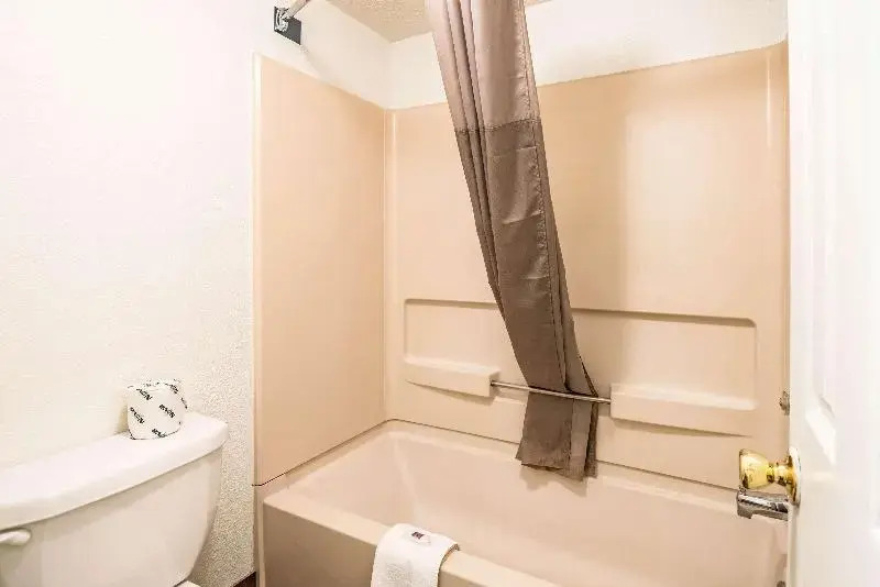 America's Best Value Inn & Suites Columbus