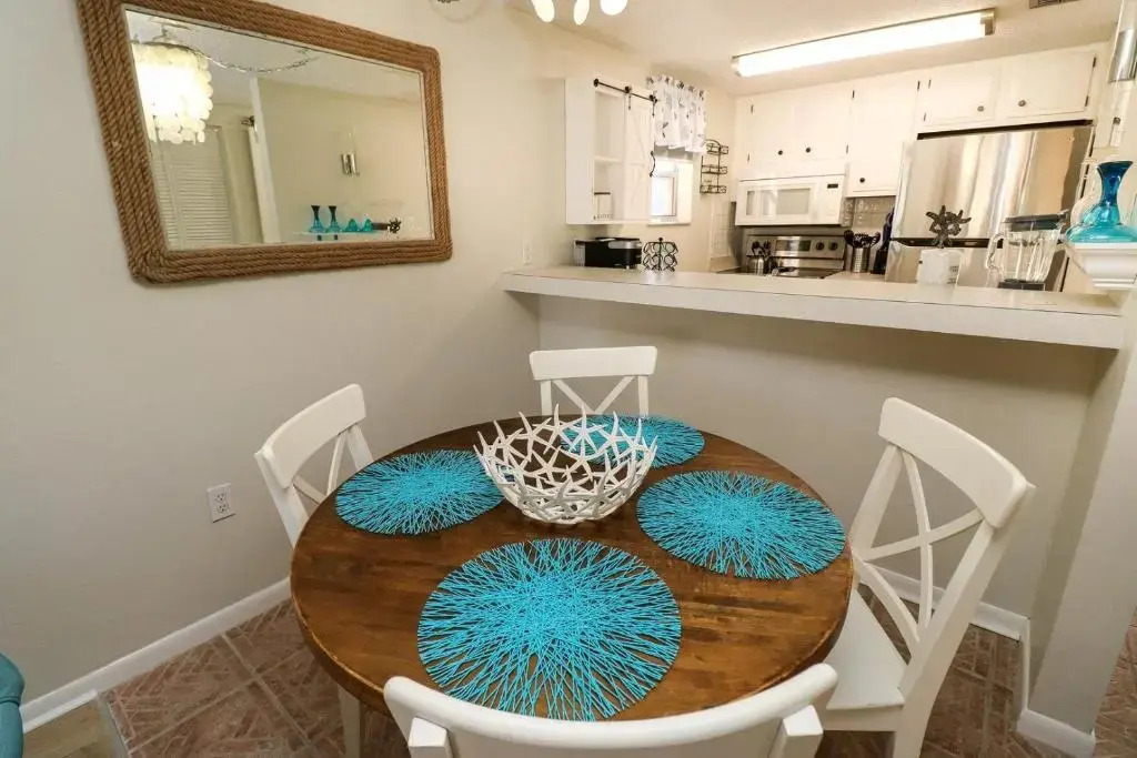 Creston House 8E
