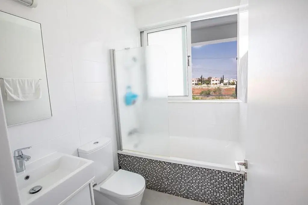 Villa Ochosto Helios - Beautiful 5 Bedroom Protaras Villa - Walking Distance