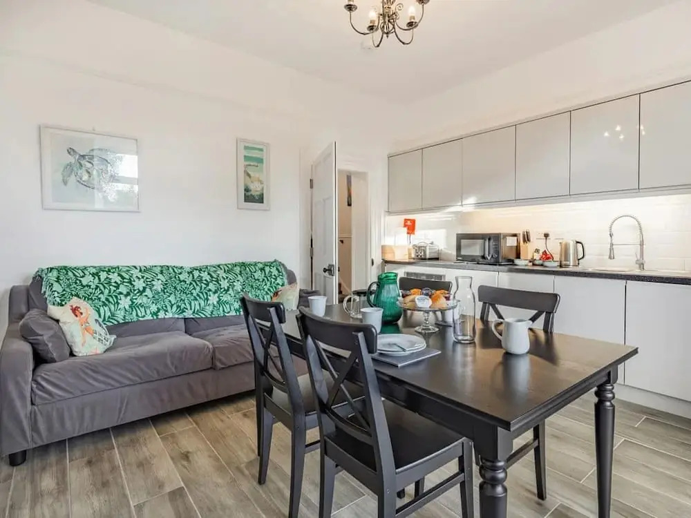 Lovely Villa 3 King 1 Double 1 Double Sofa 1 Bunk
