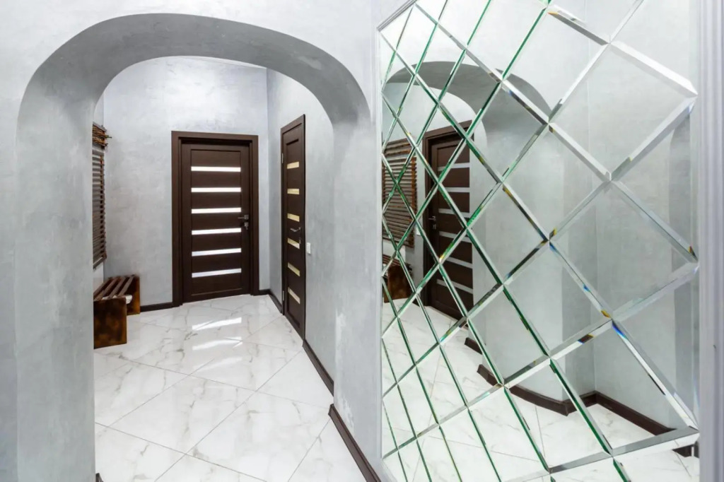 Apartment with 2 bedrooms near Opera House Gorodotska Street