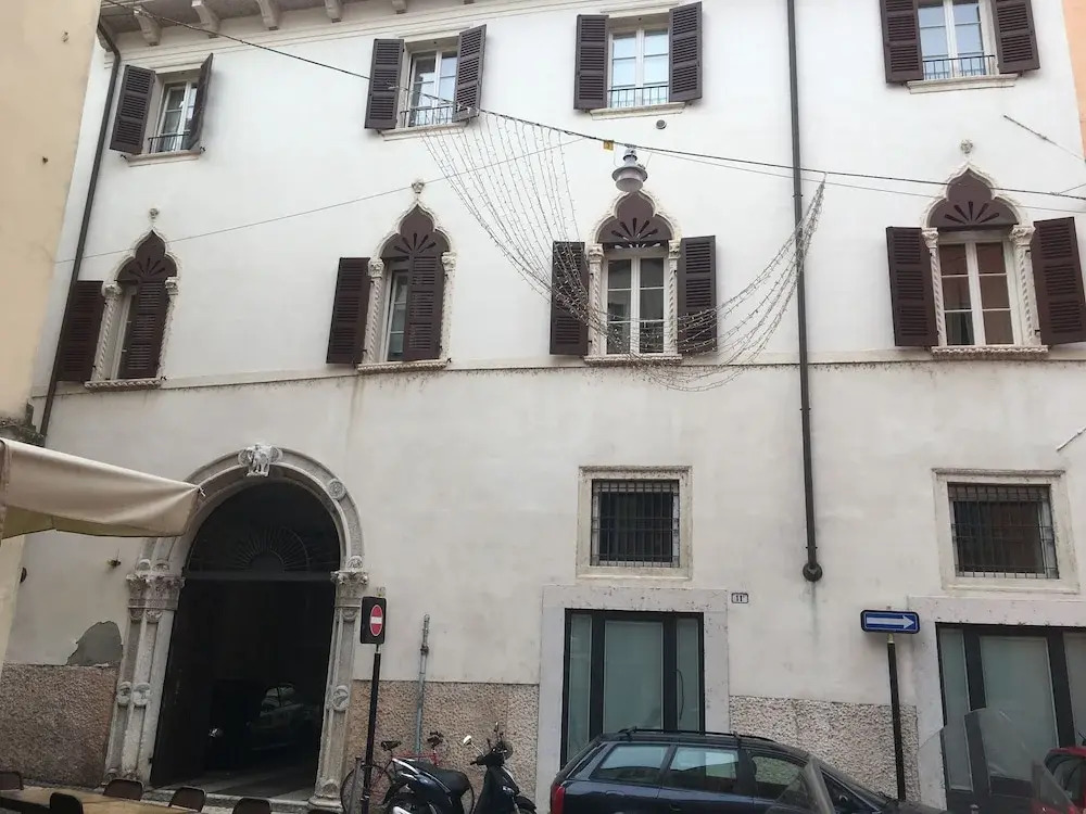 AD Verona Flat