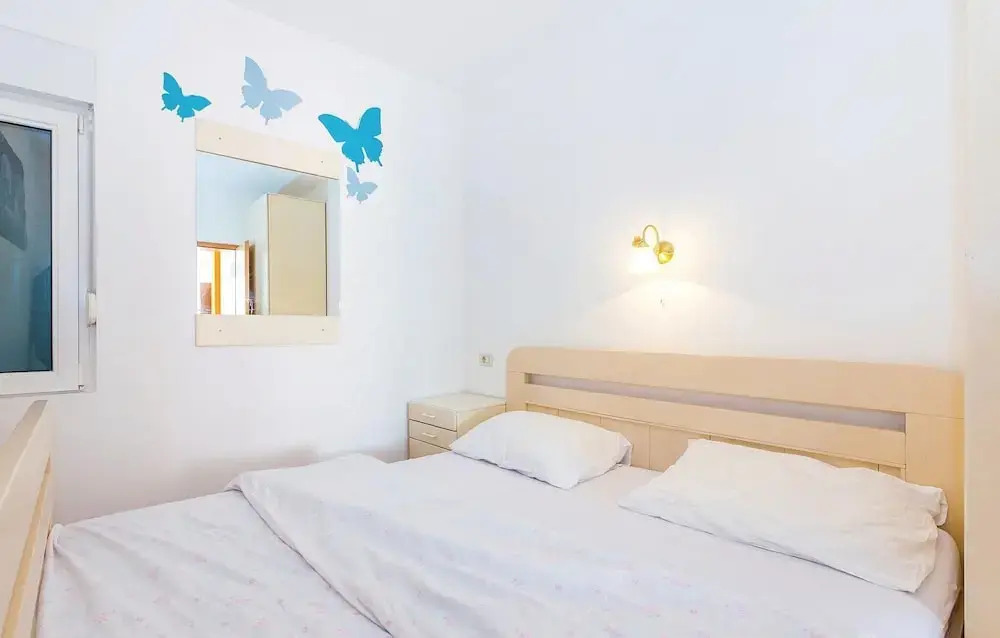 Stunning Home in Kostrena With Wifi and 2 Bedrooms
