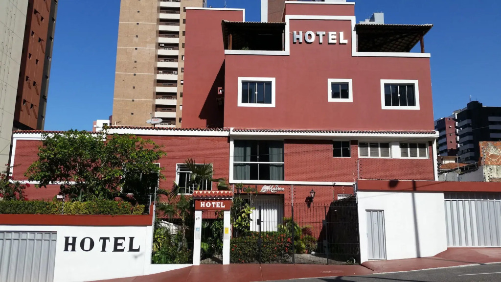Hotel La Maison Du Monde