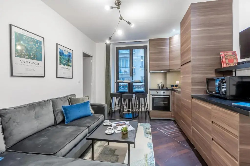 Sweet Inn - Champs Elysees - Troyon
